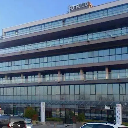 Hotel Lux 3*
