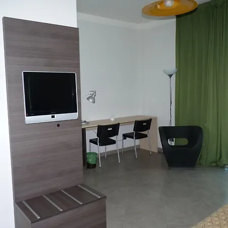 Lux Hotel Modena