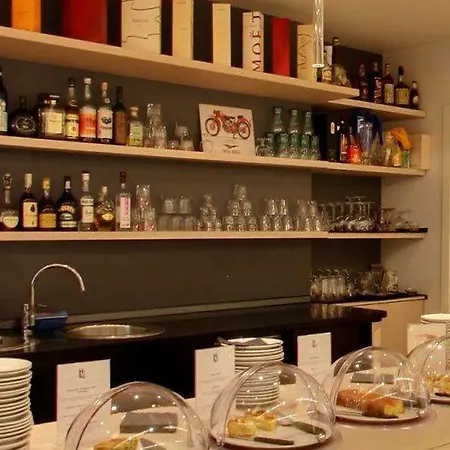 Lux Hotell Modena