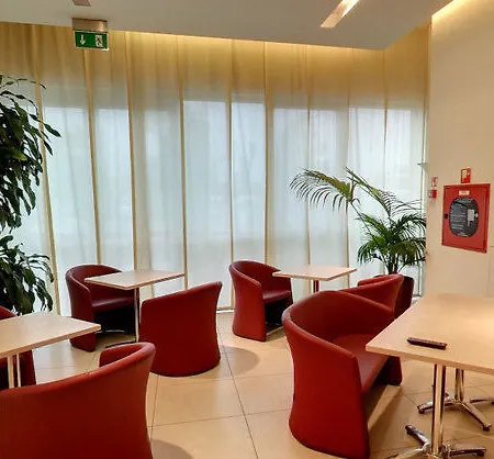 Hotel Lux 3*