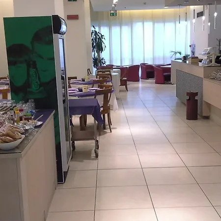Lux 3* Modena