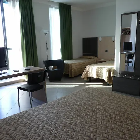 Lux 3* Modena