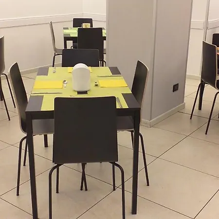 Lux 3* Modena