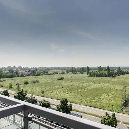 Lux 3*