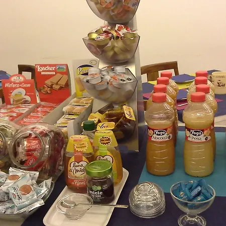 ホテル Lux モデナ