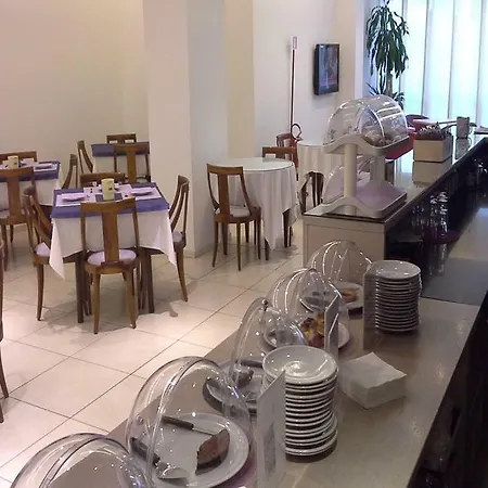 Hotel Lux
